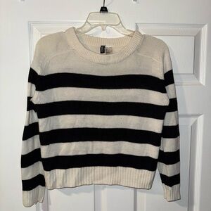 H&M Black and White Crew Neck Sweater